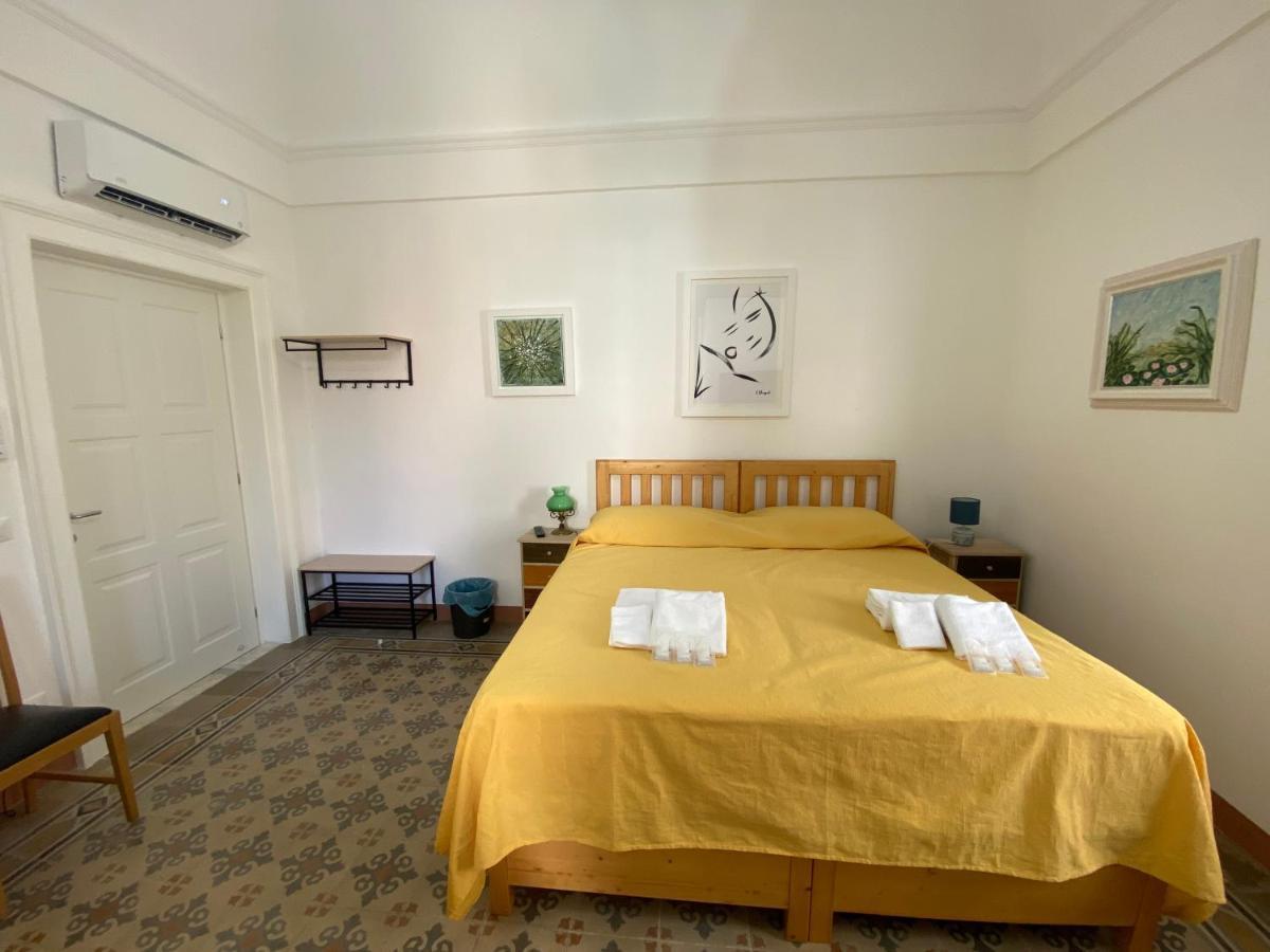 Bed and Breakfast Touristhouse Monopoli 10 Esterno foto